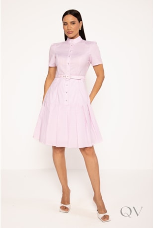 VESTIDO CLÁSSICO LISTRADO COM PREGAS EM TRICOLINE ROSA - LEKAZIS
