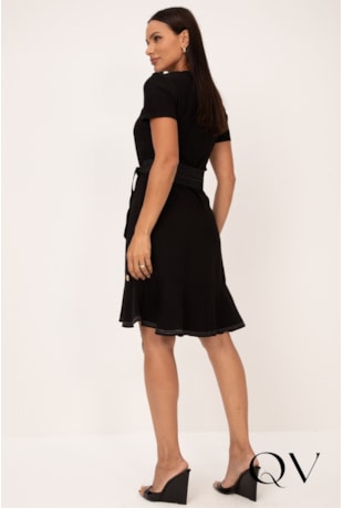 VESTIDO COM BARRA PEPLUM PESPONTADA EM VISCOSE PRETO - LEKAZIS