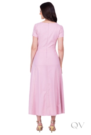 VESTIDO COM DETALHE GUIPIR EM TECIDO PLANO DE VISCOLINHO ROSA - HAPUK