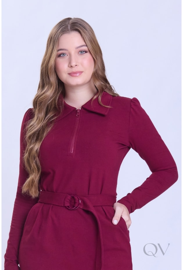 VESTIDO COM FAIXA E ZÍPER EM MALHA ESTRUTURADA BORDÔ - HAPUK