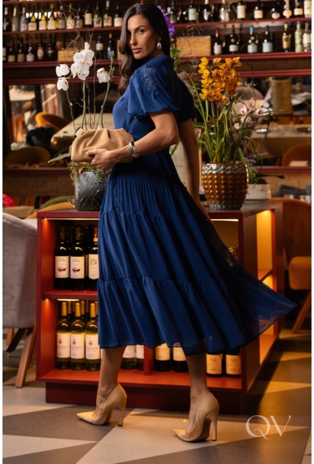 VESTIDO COM FLORES APLICADAS EM CHIFFON AZUL - LUZIA FAZZOLLI