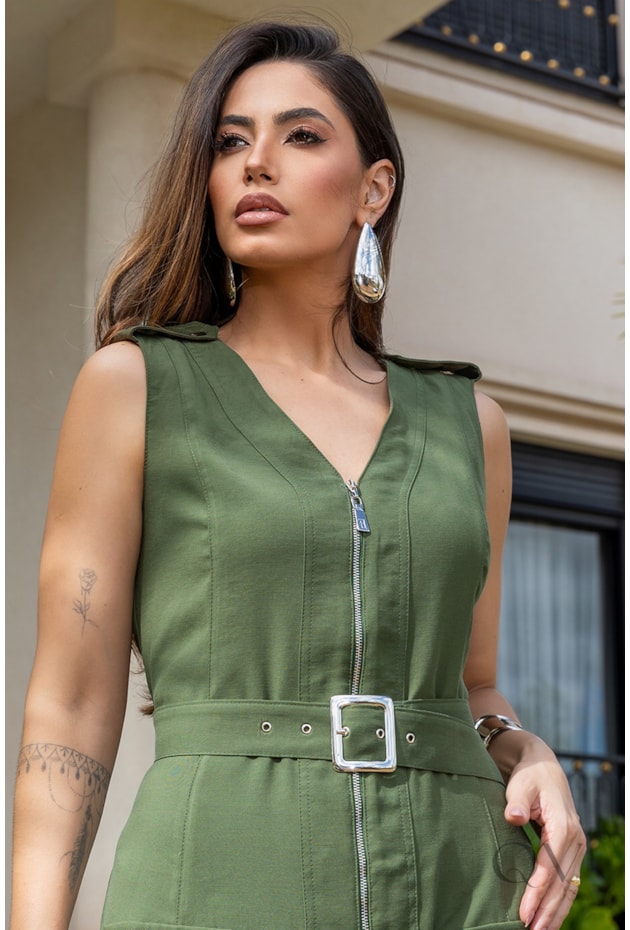 VESTIDO COM METAIS EVASÊ EM ALFAIATARIA VERDE - LUZIA FAZZOLLI