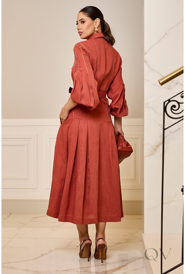 VESTIDO COM PREGAS EM LINHO TERRACOTA - LUZIA FAZZOLLI