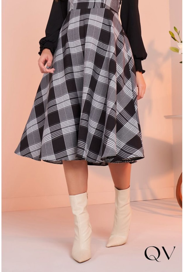 VESTIDO CREPE BUBBLE XADREZ PRETO - FASCÍSNIUS VESTIDO CREPE BUBBLE XADREZ PRETO - FASCÍSNIUS