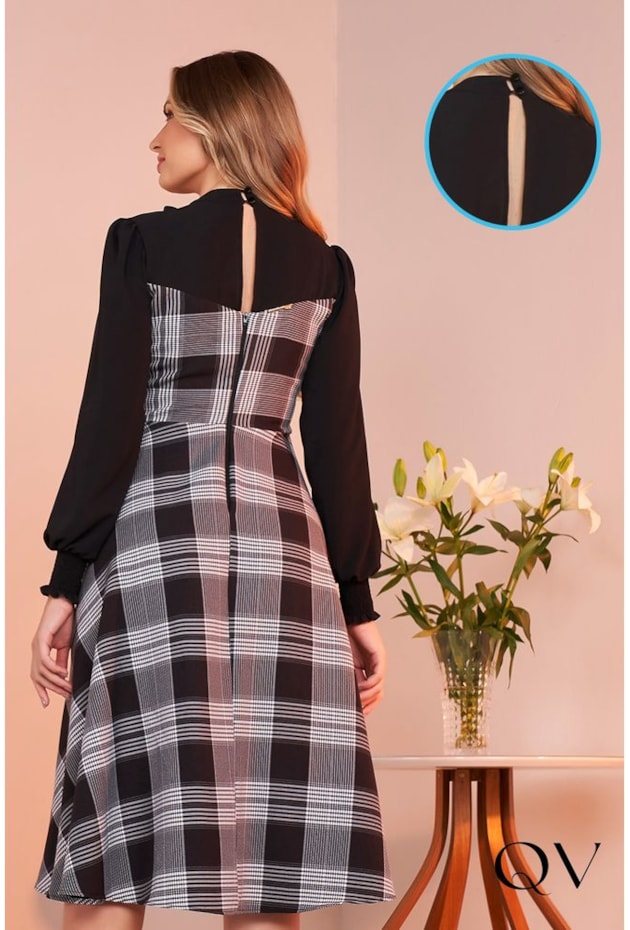 VESTIDO CREPE BUBBLE XADREZ PRETO - FASCÍSNIUS VESTIDO CREPE BUBBLE XADREZ PRETO - FASCÍSNIUS