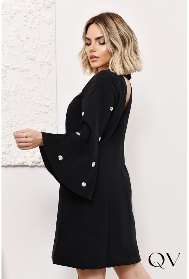 VESTIDO CREPE DECOTE NAS COSTAS PRETO - LUZIA FAZZOLLI VESTIDO CREPE DECOTE NAS COSTAS PRETO - LUZIA FAZZOLLI