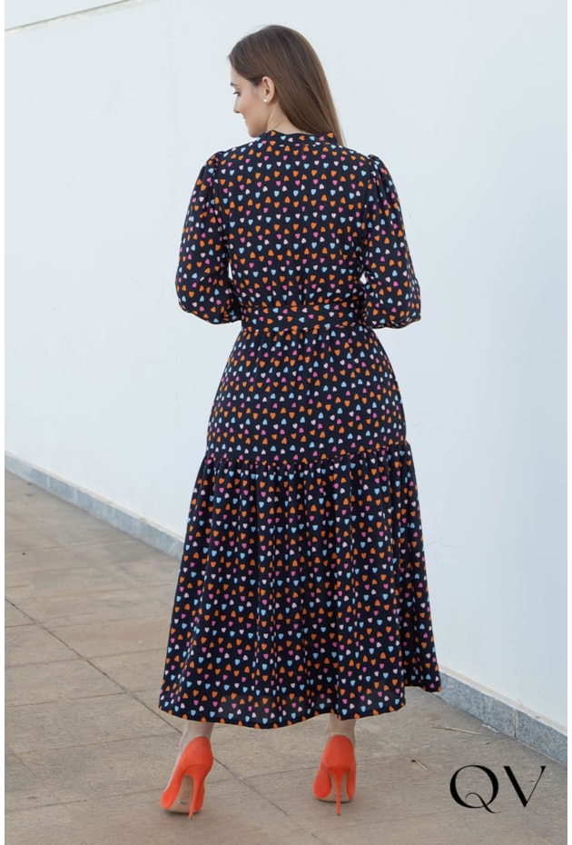 VESTIDO CREPE ESTAMPA CORAÇÕES PRETO - VALENTINA SIRRAH VESTIDO CREPE ESTAMPA CORAÇÕES PRETO - VALENTINA SIRRAH