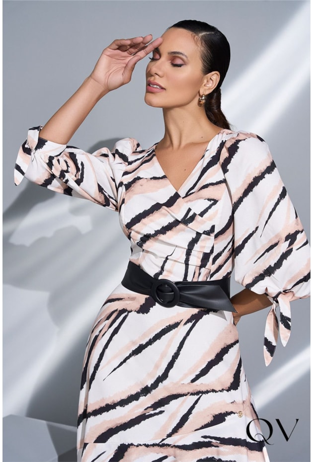 VESTIDO CREPE ESTAMPADO ANIMAL PRINT - VIA TOLENTINO VESTIDO CREPE ESTAMPADO ANIMAL PRINT - VIA TOLENTINO