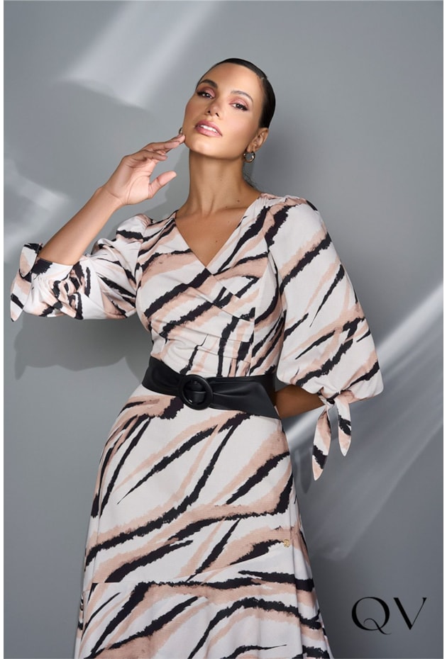 VESTIDO CREPE ESTAMPADO ANIMAL PRINT - VIA TOLENTINO VESTIDO CREPE ESTAMPADO ANIMAL PRINT - VIA TOLENTINO