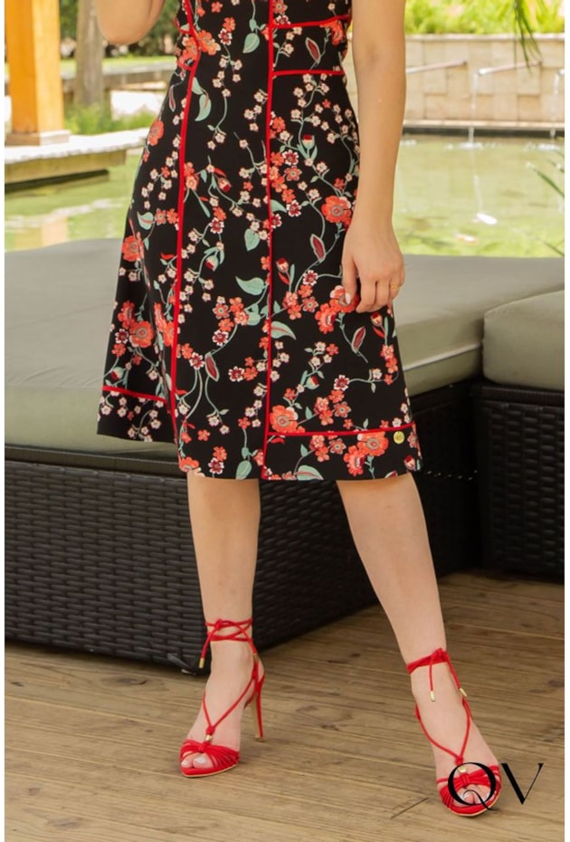 VESTIDO CREPE FLORAL COM VIÉS PRETO - VALENTINA SIRRAH