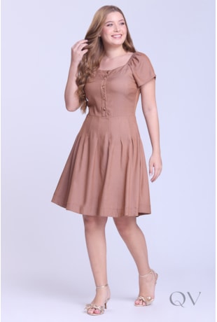 VESTIDO CURTO COM BOTÕES FRONTAIS EM TECIDO PLANO MARROM - HAPUK