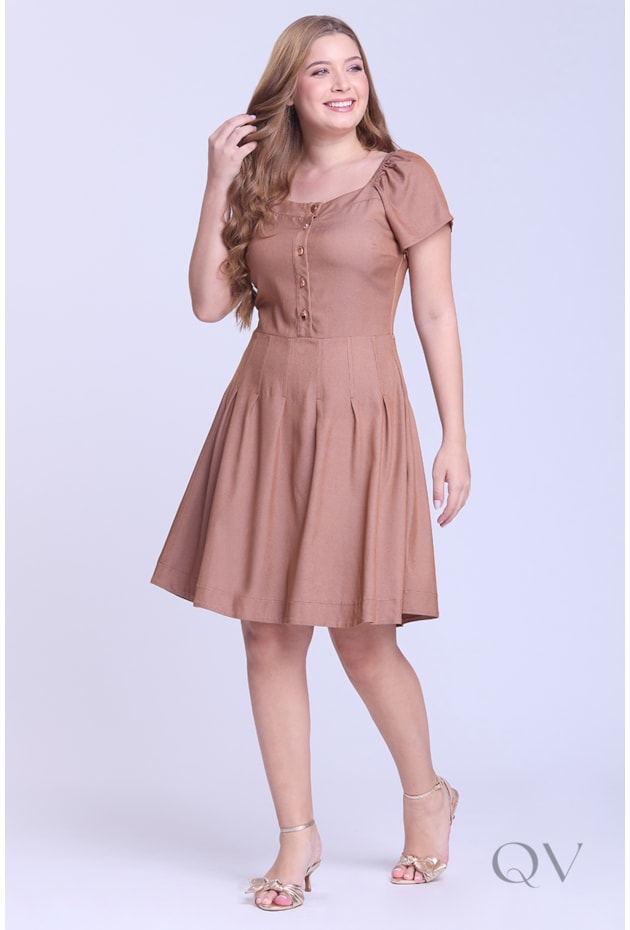 VESTIDO CURTO COM BOTÕES FRONTAIS EM TECIDO PLANO MARROM - HAPUK