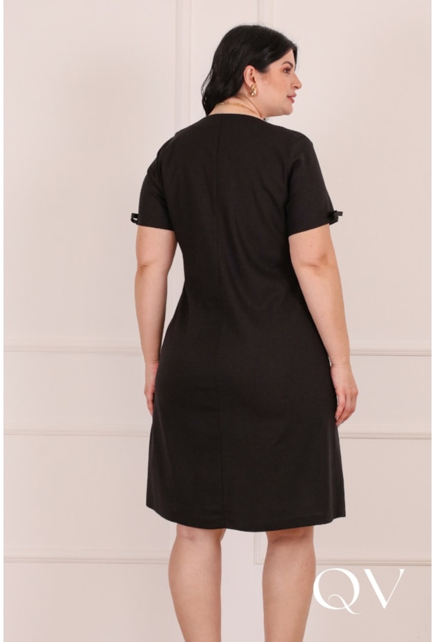 VESTIDO CURTO COM LAÇO EM VISCOSE PRETO - PURO SHARMY