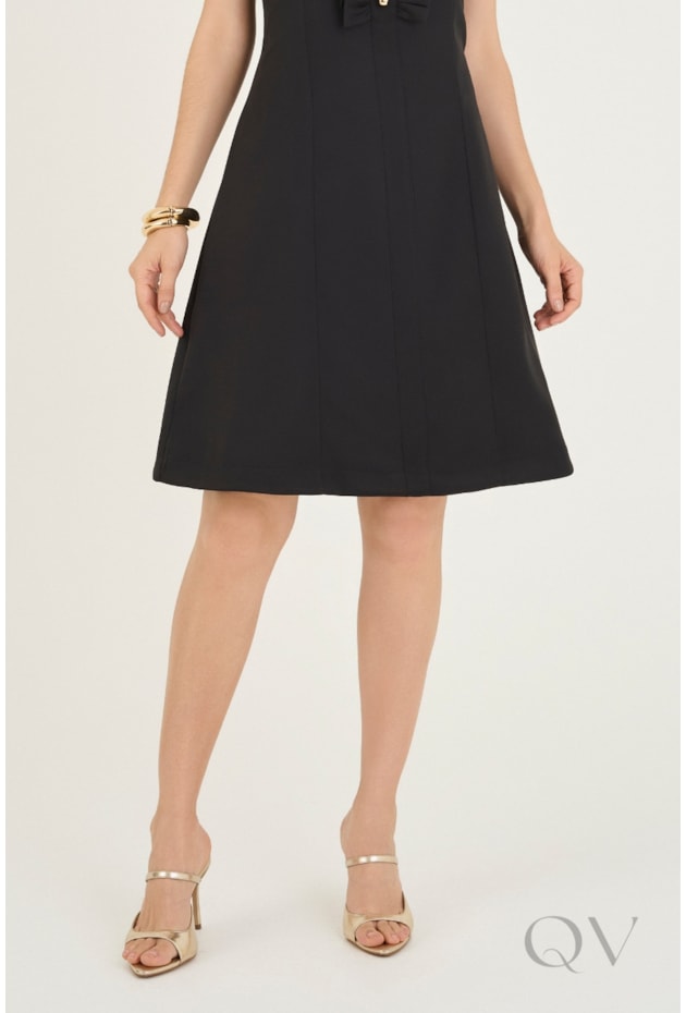 VESTIDO CURTO COM LAÇOS EM ALFAIATARIA PRETO - VIA TOLENTINO
