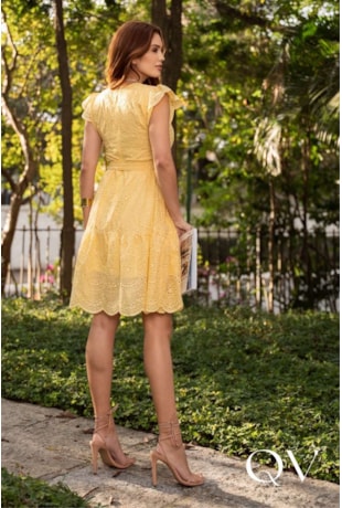 VESTIDO CURTO EM LASIE AMARELO - JANY PIM