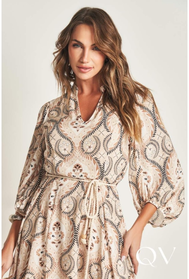 VESTIDO CURTO EM PLANO VISCOSE BEGE - DOCE TRAMA