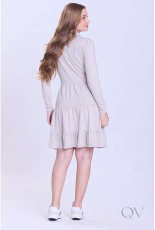 VESTIDO CURTO GODÊ COM BABADOS EM MOLETINHO BEGE - HAPUK