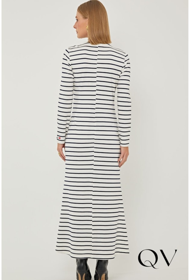 VESTIDO EM MALHA LISTRADA OFF WHITE AZUL MARINHO - LINDA DE MORRER