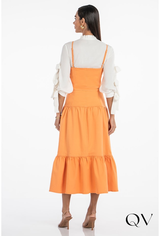 VESTIDO EM SARJA COM RECORTES LARANJA - VIA TOLENTINO