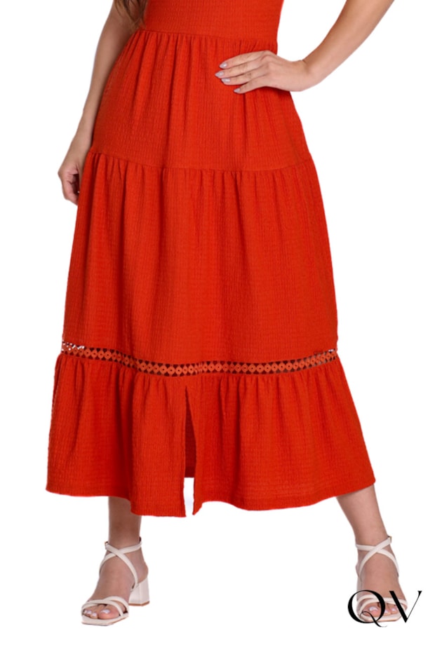 VESTIDO EM TECIDO TEXTURIZADO COM FENDA FRONTAL TELHA - HAPUK