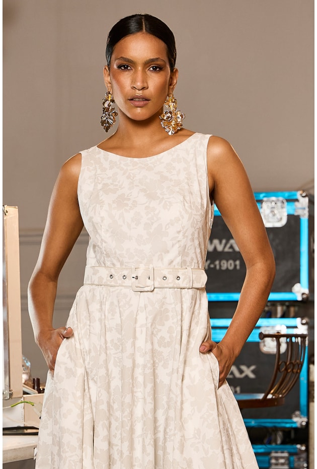 VESTIDO EM TRICOLINE ESTAMPADO FLORAL OFF WHITE - LUZIA FAZZOLLI