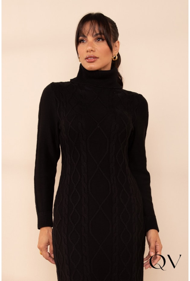 VESTIDO EM TRICOT GOLA ALTA PRETO - LEKAZIS