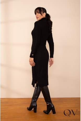 VESTIDO EM TRICOT GOLA ALTA PRETO - LEKAZIS