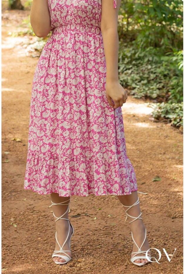 VESTIDO EM VISCOSE FLORAL ROSA - VALENTINA SIRRAH