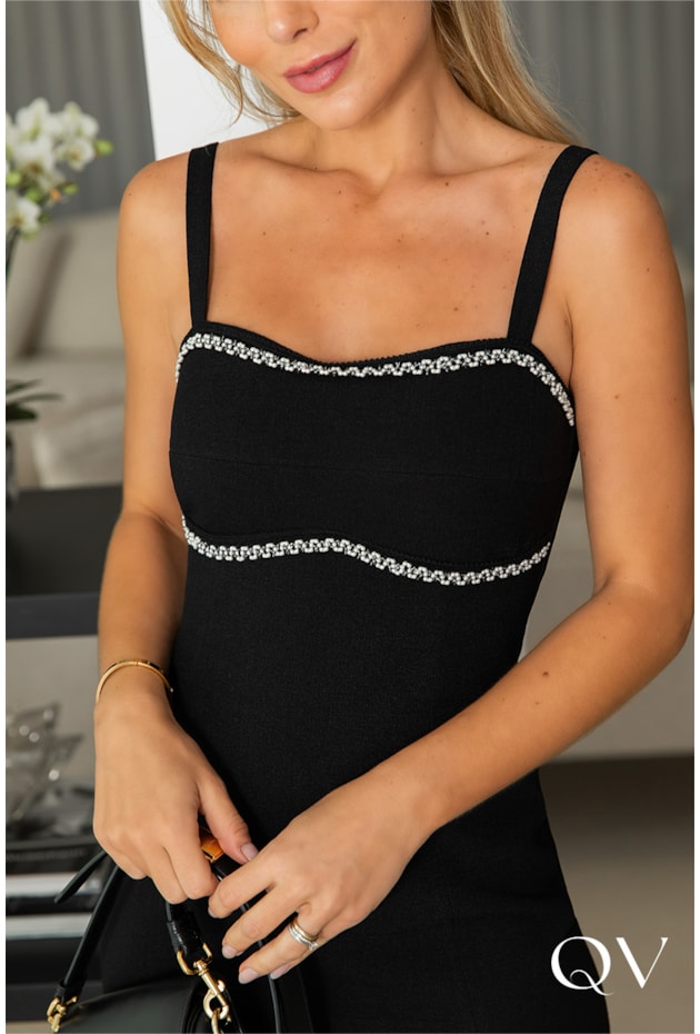 VESTIDO LINHO BORDADO PÉROLAS PRETO - LUZIA FAZZOLLI VESTIDO LINHO BORDADO PÉROLAS PRETO - LUZIA FAZZOLLI