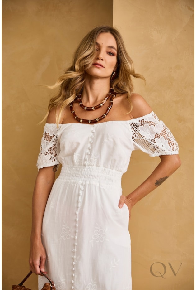 VESTIDO LONGO COM BARRA RENDADA EM OFF WHITE - ARTSY