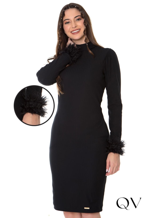 VESTIDO MALHA CANELADA PLUMAS PRETO - HAPUK