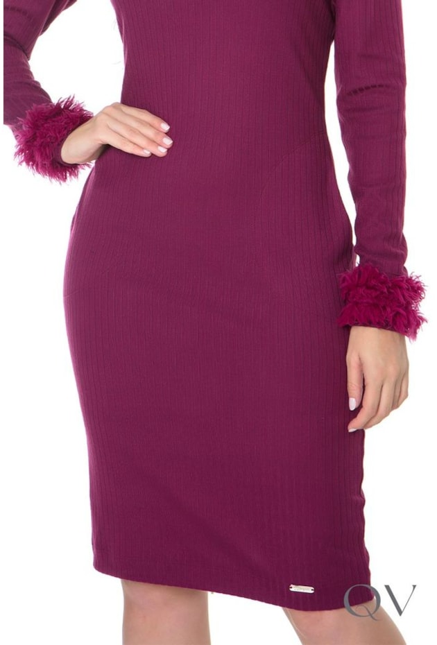 VESTIDO MALHA CANELADA PLUMAS ROXO - HAPUK