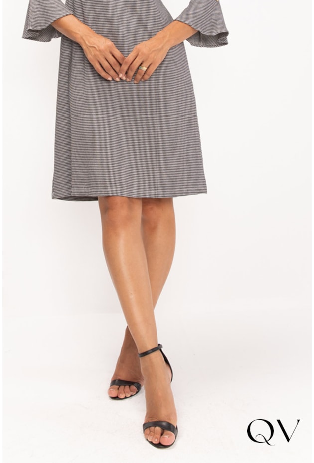 VESTIDO MALHA JACQUARD PIED DE COQ P&B - LEKAZIS