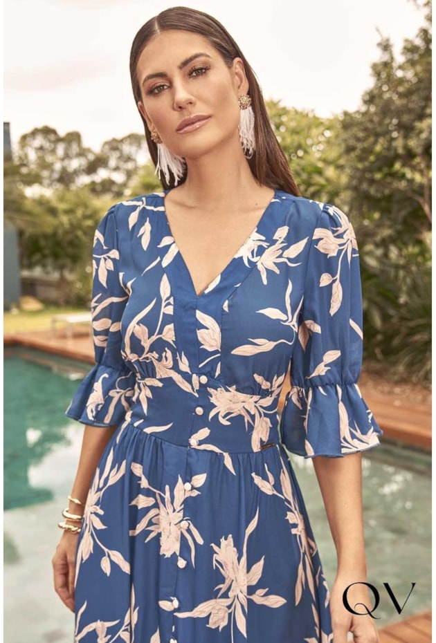 VESTIDO MAXI MIDI ESTAMPA FLORAL AZUL - TITANIUM JEANS VESTIDO MAXI MIDI ESTAMPA FLORAL AZUL - TITANIUM JEANS
