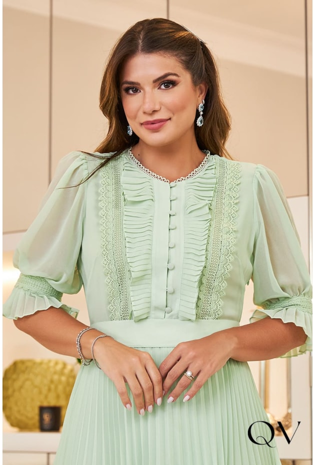 VESTIDO MIDI CHIFFON PLISSADO VERDE - LUZIA FAZZOLLI VESTIDO MIDI CHIFFON PLISSADO VERDE - LUZIA FAZZOLLI