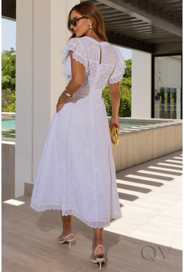 VESTIDO MIDI COM ENTREMEIO EM LAISE BRANCO - LUZIA FAZZOLLI