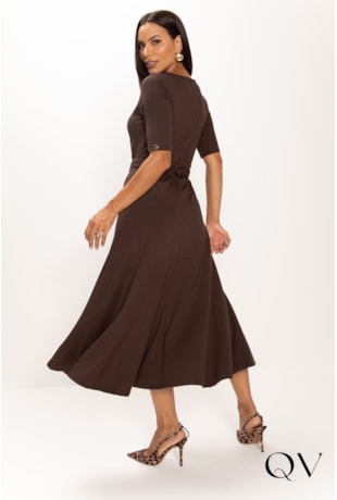 VESTIDO MIDI DE MALHA MOLETINHO MARROM - LEKAZIS