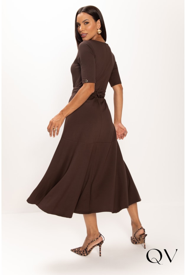 VESTIDO MIDI DE MALHA MOLETINHO MARROM - LEKAZIS