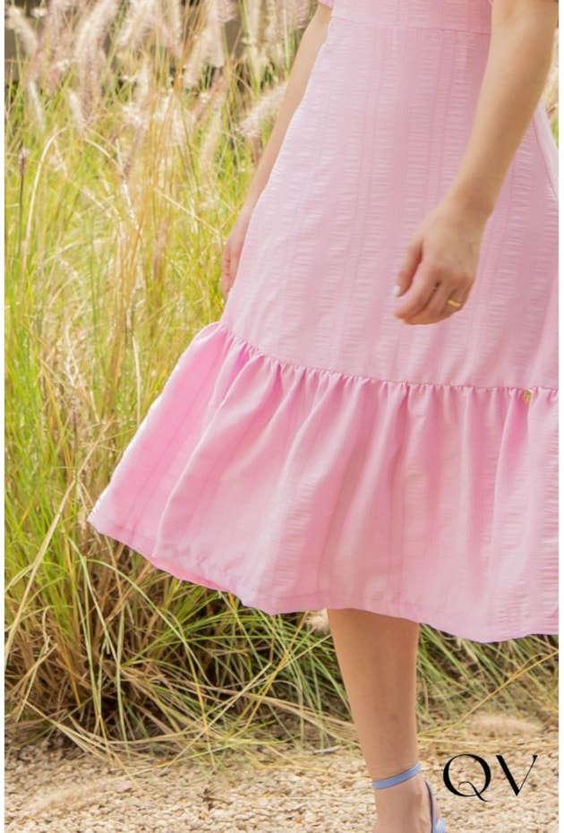 VESTIDO MIDI DETALHE DE GUIPPIR ROSA - VALENTINA SIRRAH VESTIDO MIDI DETALHE DE GUIPPIR ROSA - VALENTINA SIRRAH