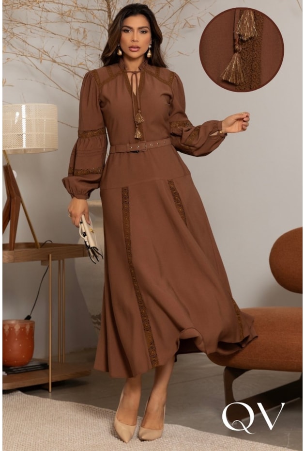 VESTIDO MIDI EM ALFAIATARIA COM ENTREMEIOS MARROM - LUZIA FAZZOLLI