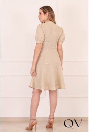 VESTIDO MIDI EM TELA COM CINTILÂNCIA DOURADA BEGE - PURO SHARMY