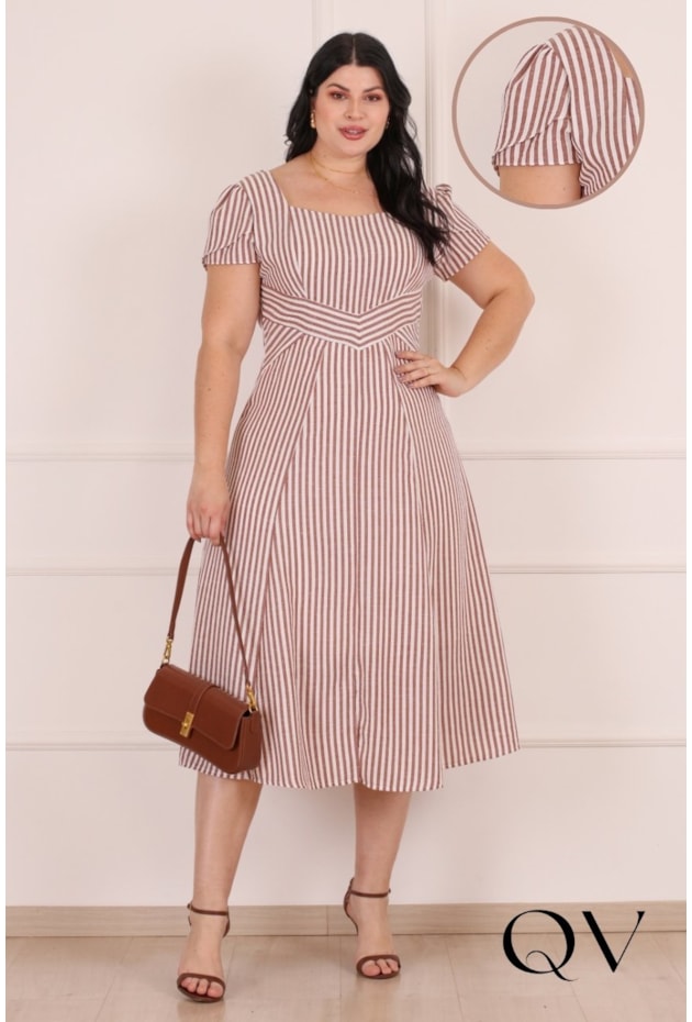 VESTIDO MIDI LISTRADO EM CREPE MARROM - PURO SHARMY