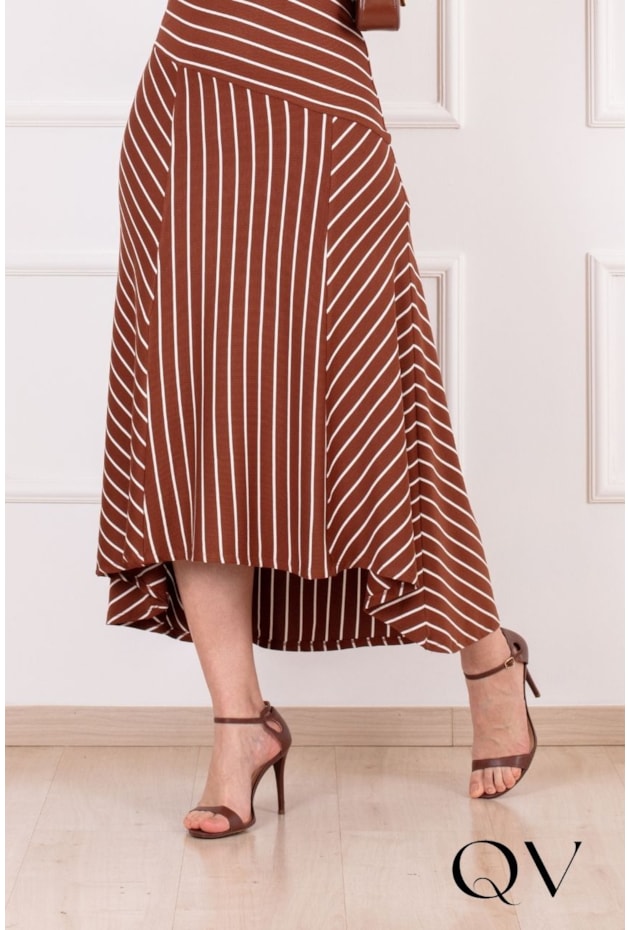 VESTIDO MIDI LISTRADO EM MALHA CANELADA MARROM - PURO SHARMY