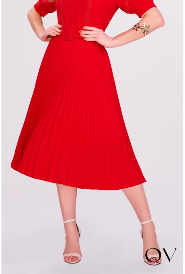 VESTIDO MIDI PLISSADO VERMELHO - FASCÍNIUS