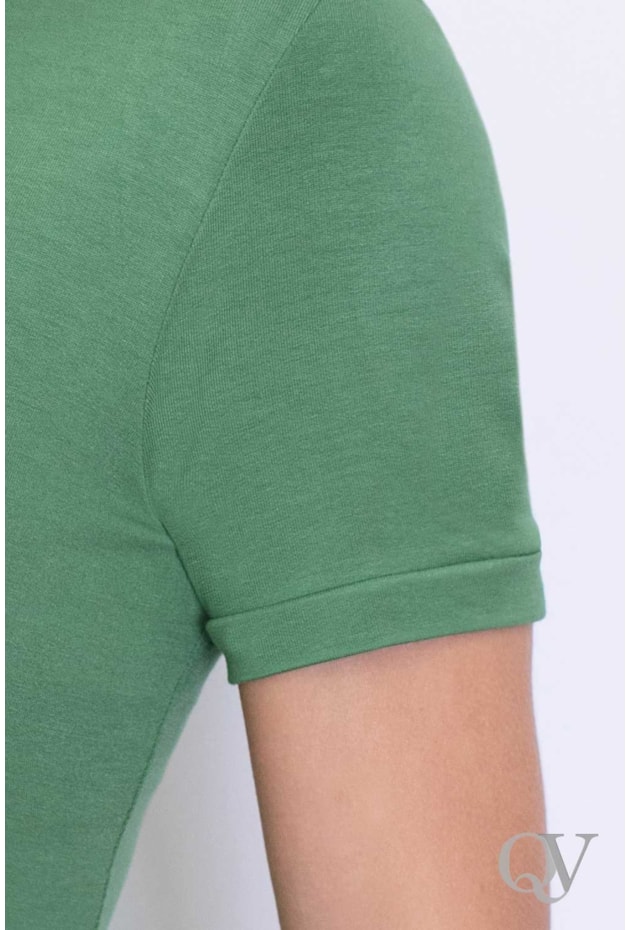 VESTIDO MULET MULTICOLOR DECOTE V VERDE - VIA TOLENTINO VESTIDO MULET MULTICOLOR DECOTE V VERDE - VIA TOLENTINO