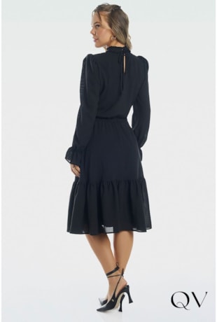 VESTIDO MUSSELINE GOLA ALTA PRETO - VIA TOLENTINO