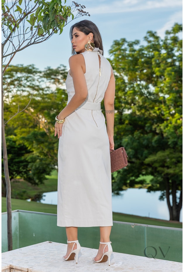 VESTIDO RETO COM FENDA FRONTAL EM SARJA BEGE - LUZIA FAZZOLLI