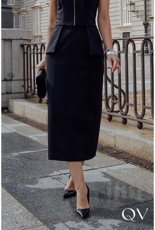 VESTIDO RETO EM PONTO ROMA PEPLUM PRETO - LUZIA FAZZOLLI