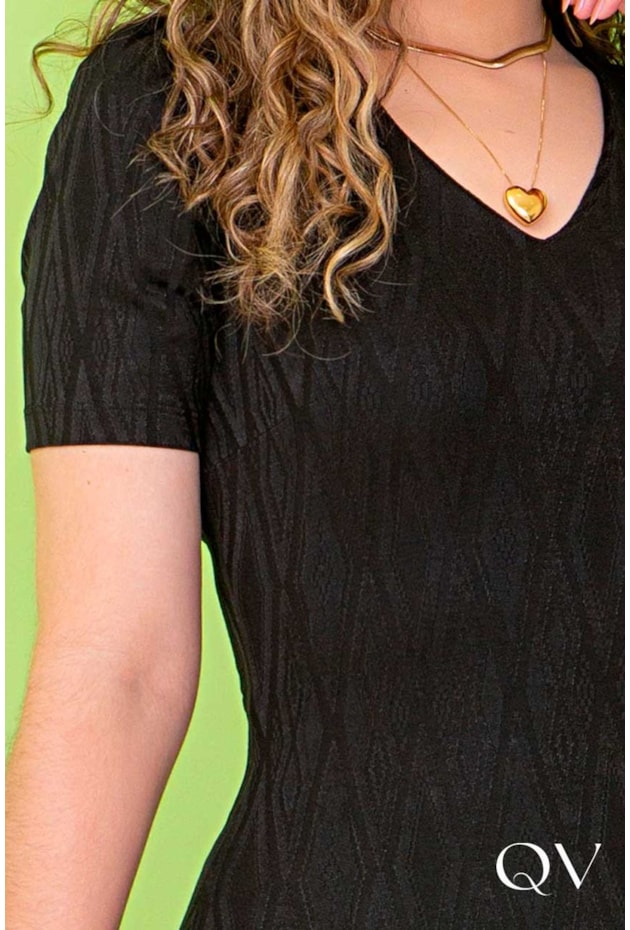 VESTIDO TUBINHO TEXTURIZADO PRETO - PURO SHARMY VESTIDO TUBINHO TEXTURIZADO PRETO - PURO SHARMY