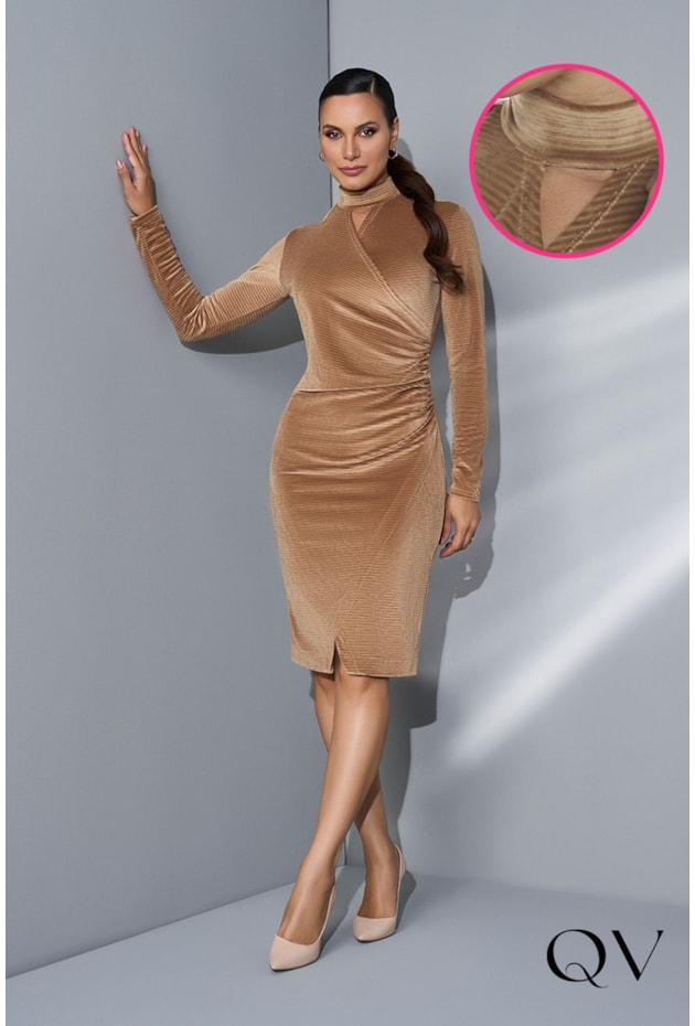Vestido Veludo Cotelê Gola Alta Marrom Via Tolentino Moda
